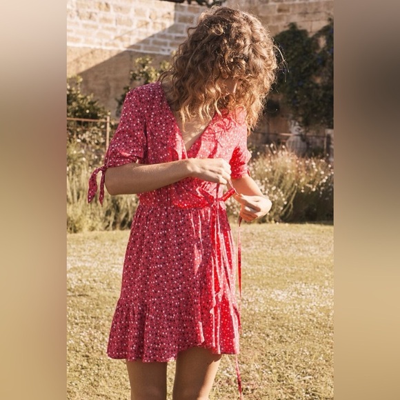 Auguste the label / Daphne crop sleeve wrap floral Mini Dress Red Sz 2 - Picture 1 of 6